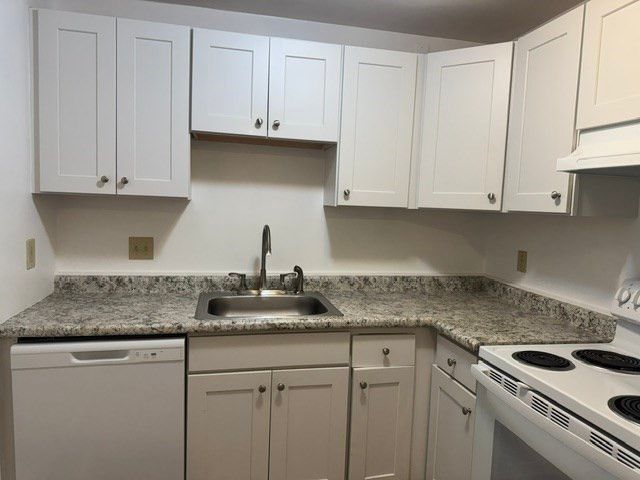 300 Main Street 7, Woburn, MA 01801