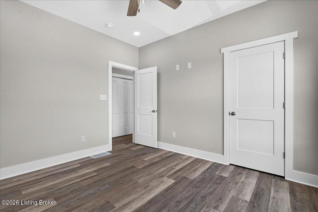 207 Bischoff Way, Shepherdsville, KY 40165
