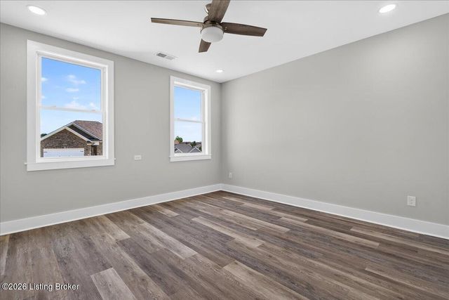 207 Bischoff Way, Shepherdsville, KY 40165