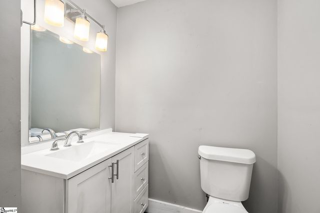 500 Whitehall Road, Anderson, SC 29625