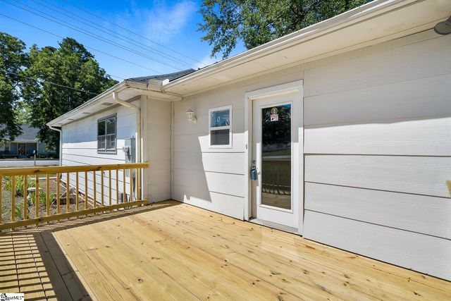 500 Whitehall Road, Anderson, SC 29625