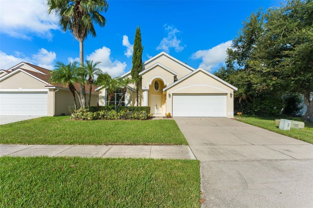Image 2 of property listing at 6865 BOUGAINVILLEA CRESCENT DRIVE, Orlando, FL 32809