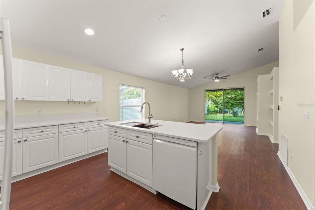 Image 27 of property listing at 6865 BOUGAINVILLEA CRESCENT DRIVE, Orlando, FL 32809