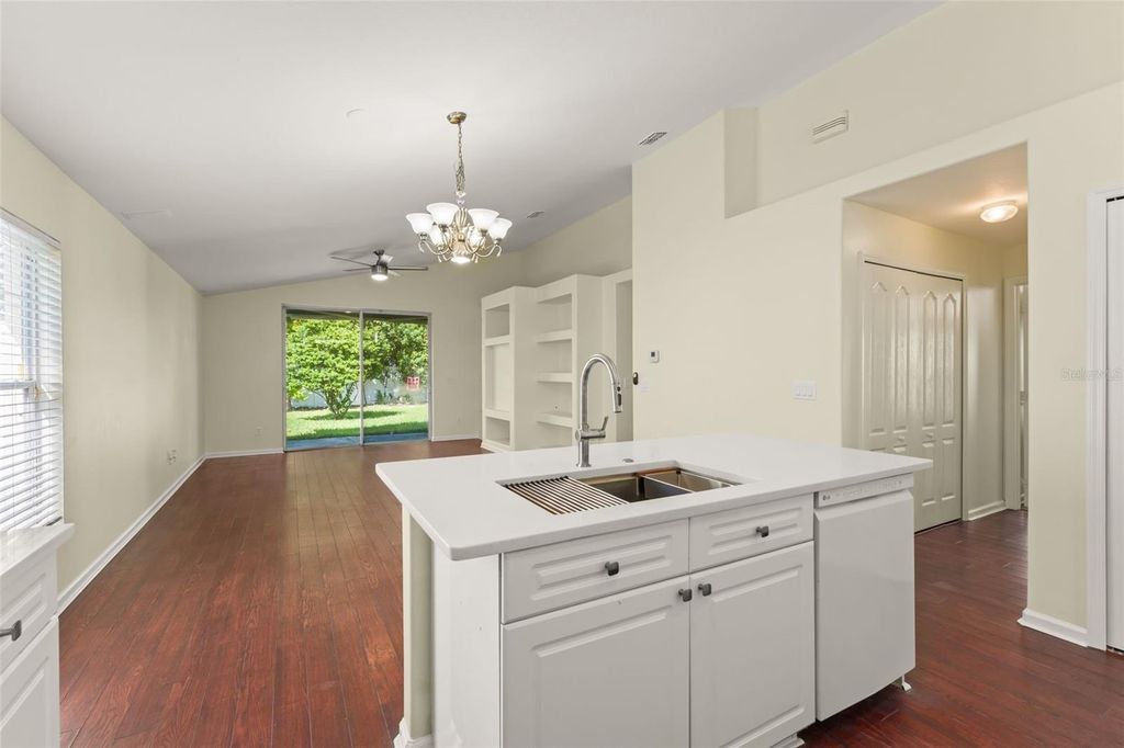 Image 29 of property listing at 6865 BOUGAINVILLEA CRESCENT DRIVE, Orlando, FL 32809