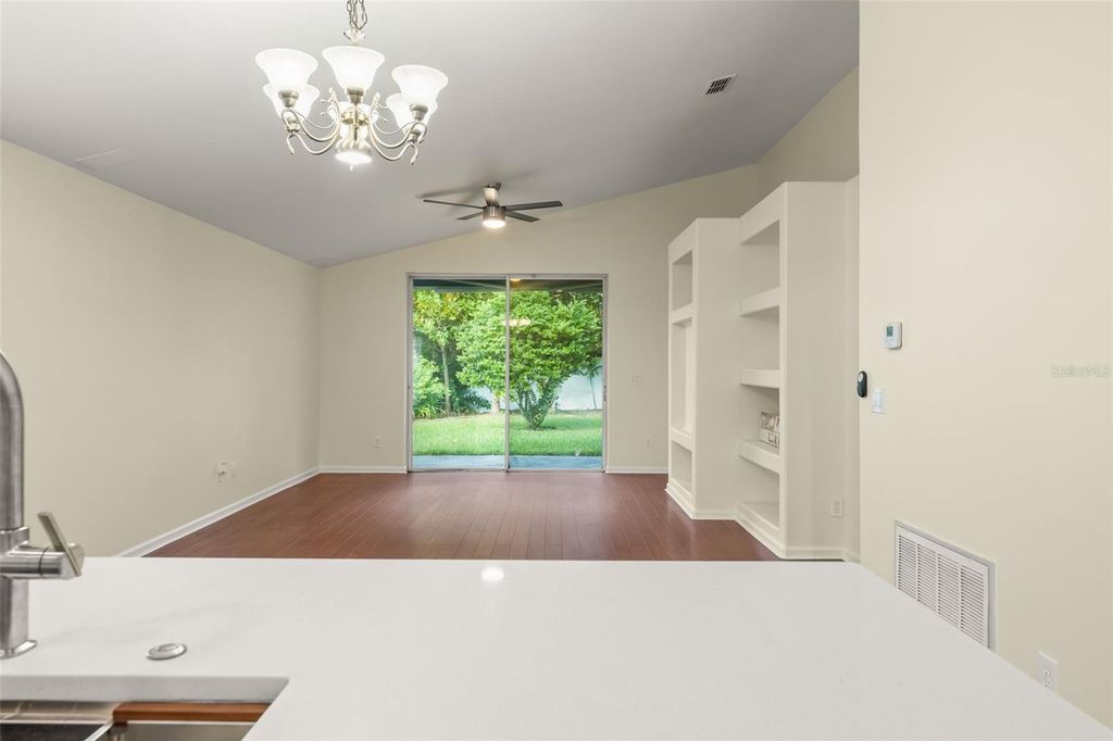 Image 30 of property listing at 6865 BOUGAINVILLEA CRESCENT DRIVE, Orlando, FL 32809