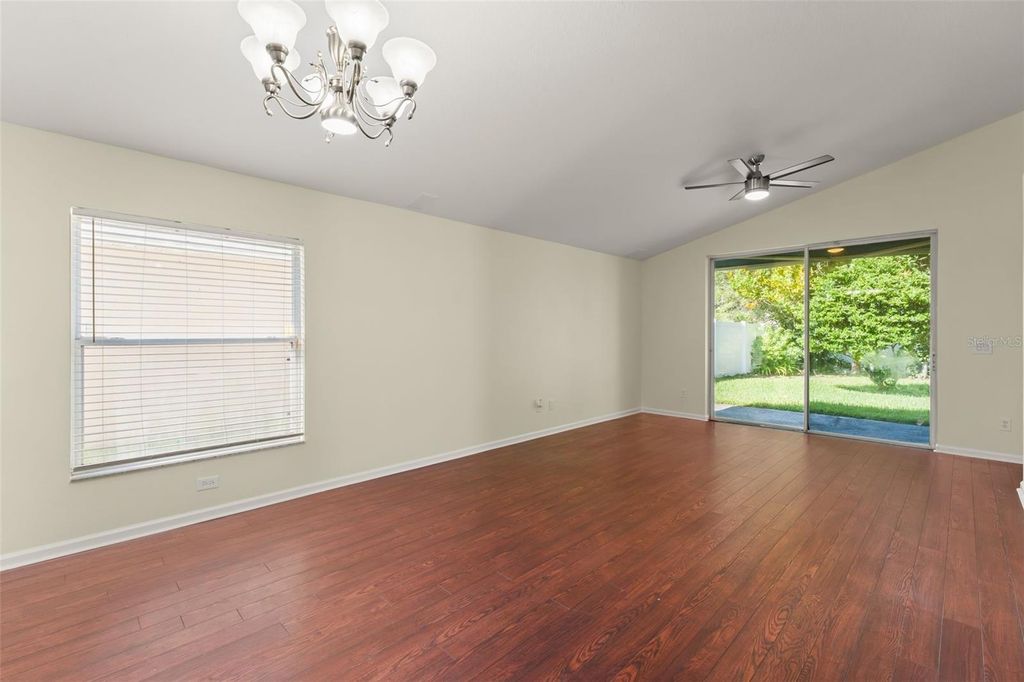 Image 32 of property listing at 6865 BOUGAINVILLEA CRESCENT DRIVE, Orlando, FL 32809