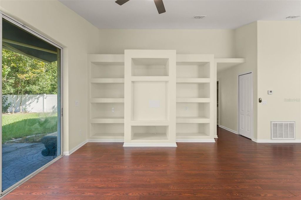 Image 35 of property listing at 6865 BOUGAINVILLEA CRESCENT DRIVE, Orlando, FL 32809