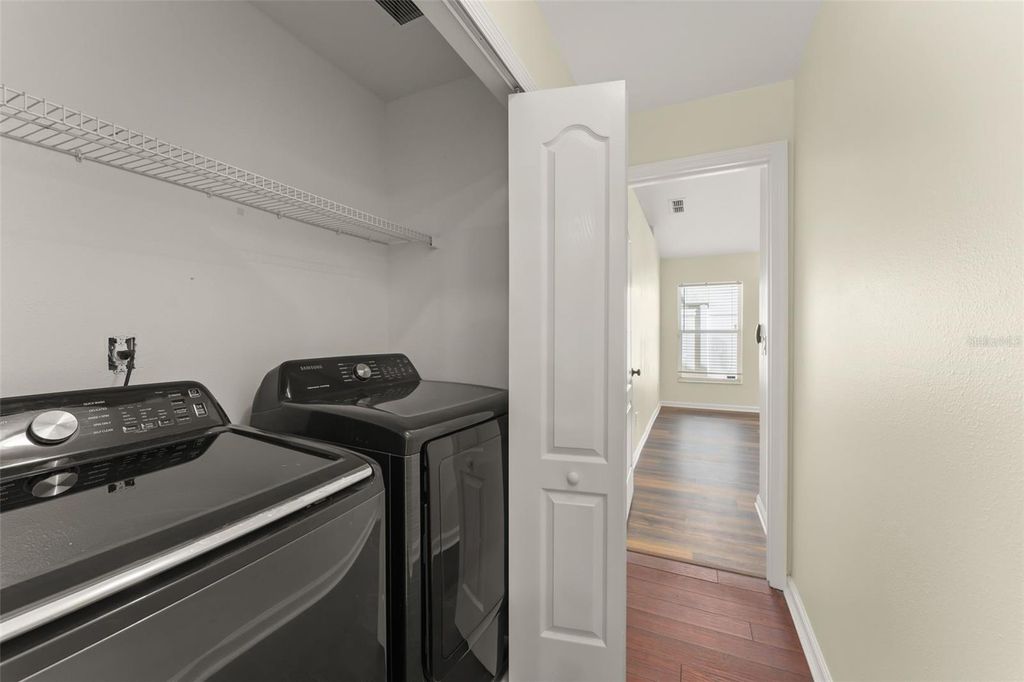 Image 38 of property listing at 6865 BOUGAINVILLEA CRESCENT DRIVE, Orlando, FL 32809
