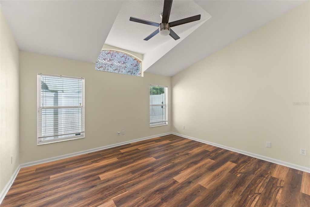 Image 9 of property listing at 6865 BOUGAINVILLEA CRESCENT DRIVE, Orlando, FL 32809