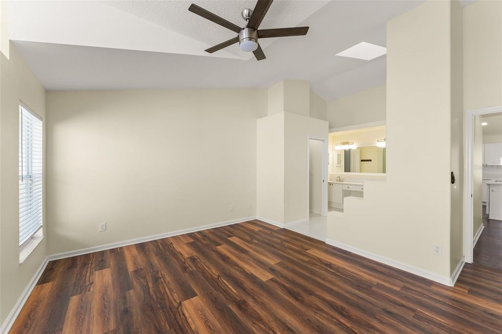 Image 10 of property listing at 6865 BOUGAINVILLEA CRESCENT DRIVE, Orlando, FL 32809