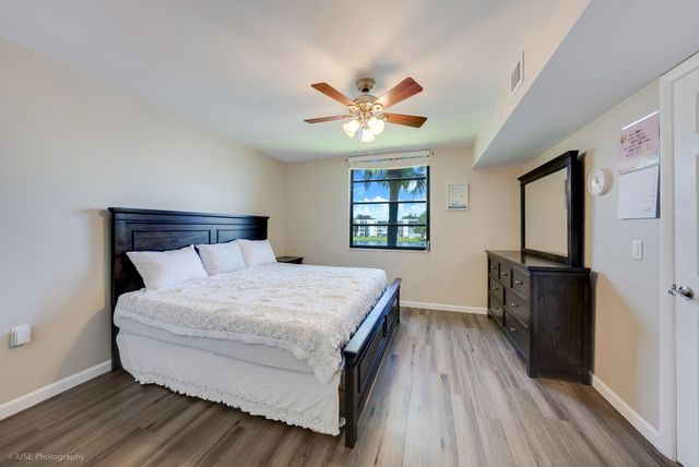 1528 Whitehall Drive 303, Davie, FL 33324