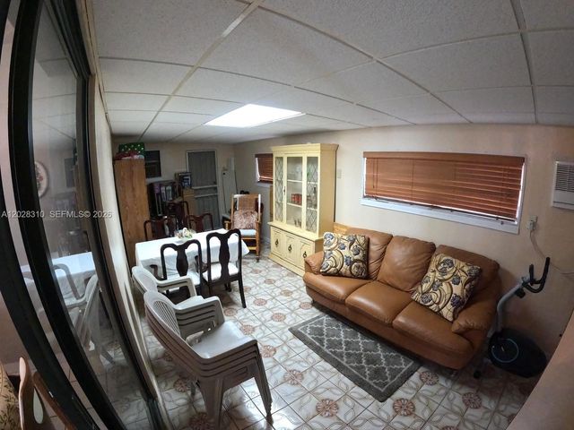 252 E 37th Street, Hialeah, FL 33013