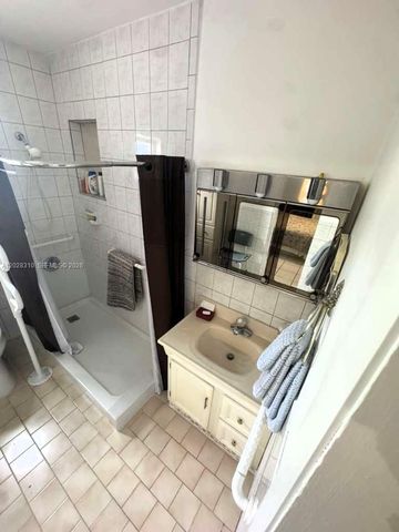 252 E 37th Street, Hialeah, FL 33013