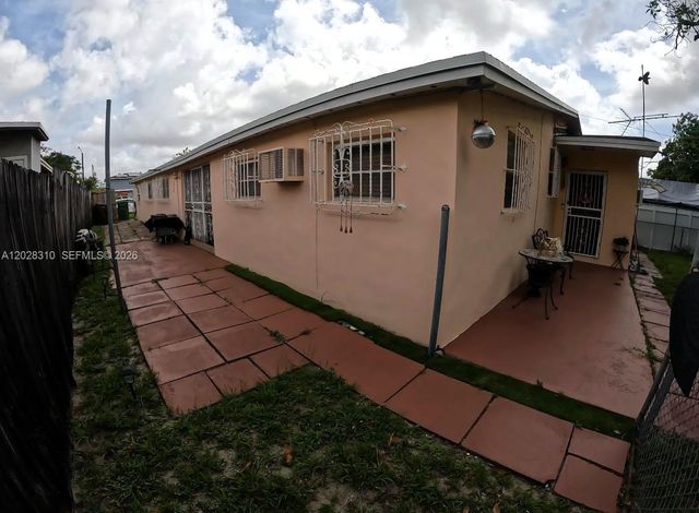 252 E 37th Street, Hialeah, FL 33013