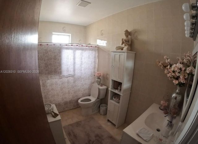 252 E 37th Street, Hialeah, FL 33013