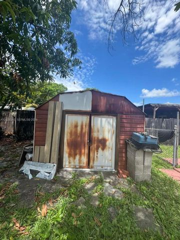 252 E 37th Street, Hialeah, FL 33013
