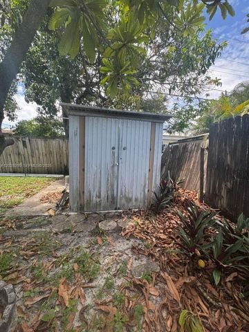 252 E 37th Street, Hialeah, FL 33013