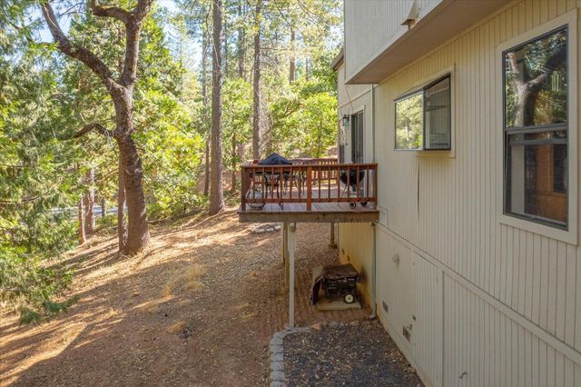 1708 Bear Clover Ct, Arnold, CA 95223