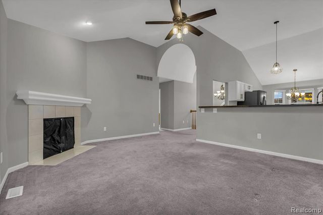 23676 Lori Drive, Flat Rock, MI 48134