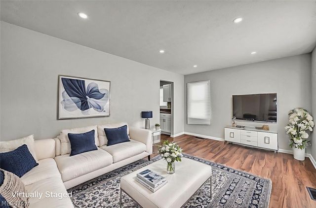 12508 Sobieski Avenue, Cleveland, OH 44135