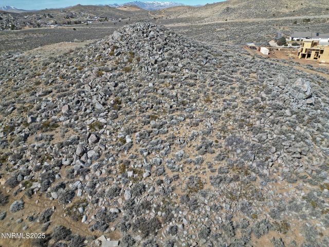 9425 Spearhead Way, Reno, NV 89506