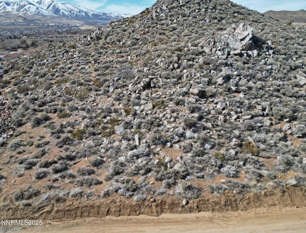 9425 Spearhead Way, Reno, NV 89506