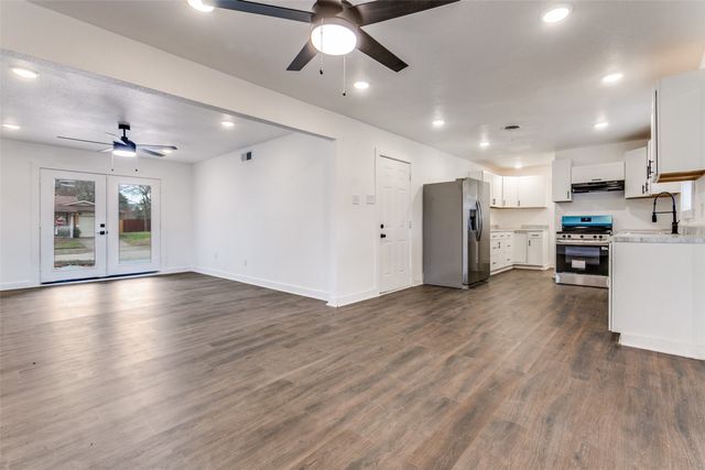 602 Lawson Drive, Garland, TX 75042