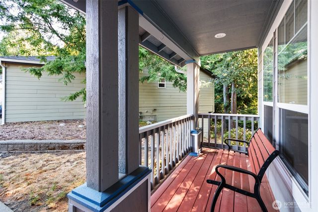 6018 Silver Oaks Court SE, Tumwater, WA 98501
