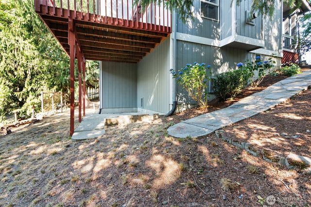 6018 Silver Oaks Court SE, Tumwater, WA 98501