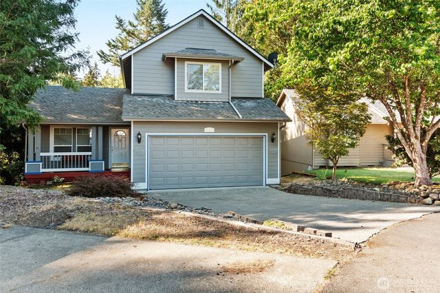 6018 Silver Oaks Court SE, Tumwater, WA 98501