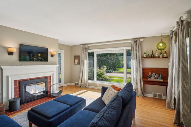 5616 Upton Avenue S, Minneapolis, MN 55410