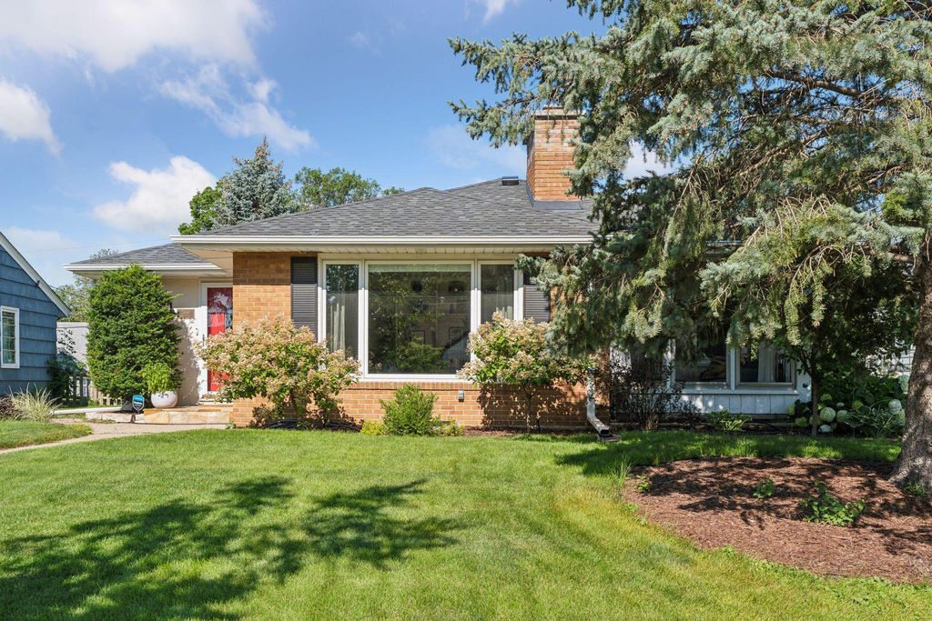 5616 Upton Avenue S, Minneapolis, MN 55410 — photo 2