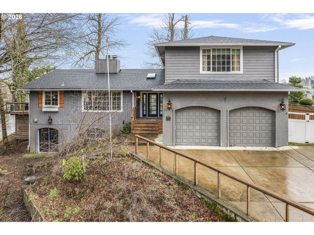 5557 RIVER St, West Linn, OR 97068