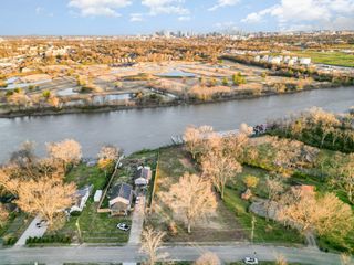1712 River Dr, Nashville, TN 37218