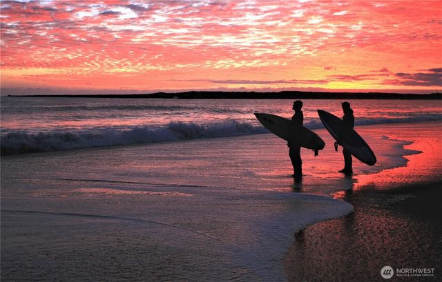 1501 Beach Glass Lane, Westport, WA 98595