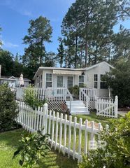 106 Portage Circle, Lillian, AL 36549