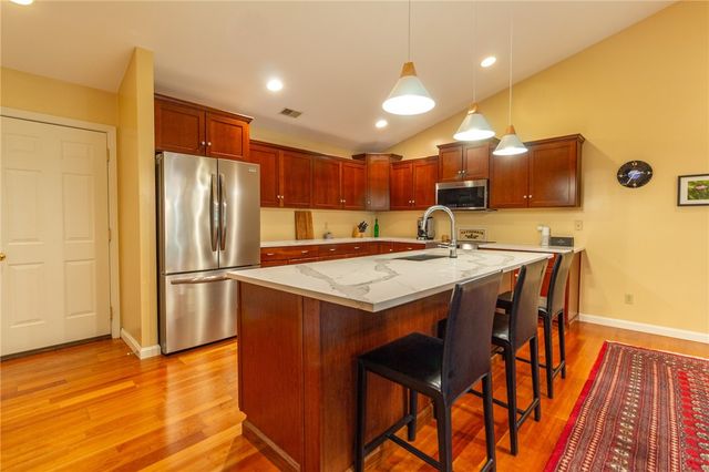 138 Abbey Rd, Neshannock Twp, PA 16105