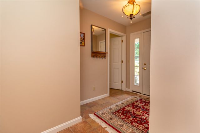 138 Abbey Rd, Neshannock Twp, PA 16105