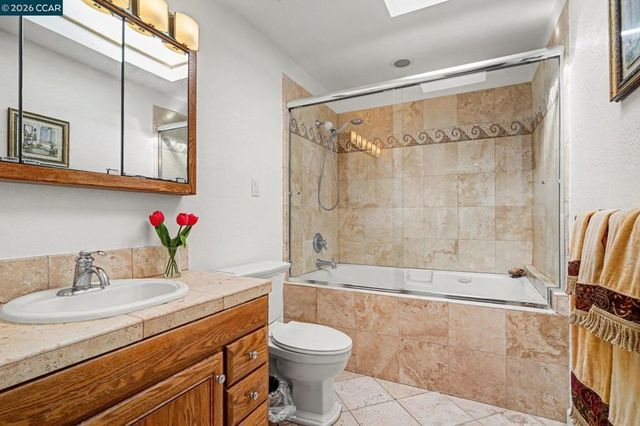 2715 2715 Sargent Ave, San Pablo, CA 94806