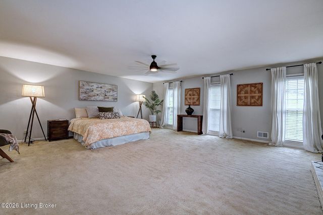 6712 Foxcroft Rd, Prospect, KY 40059