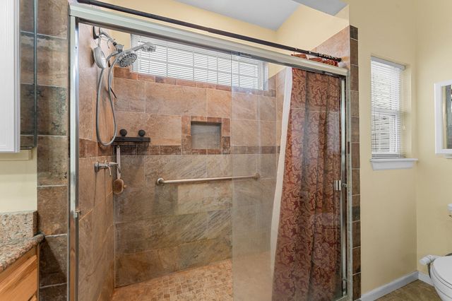 371 Cougar Trail E, Branson, MO 65616