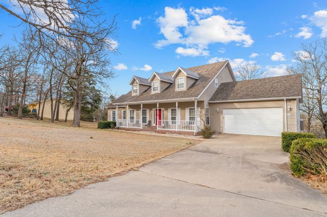 371 Cougar Trail E, Branson, MO 65616