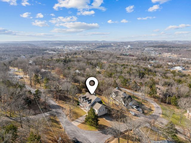 371 Cougar Trail E, Branson, MO 65616