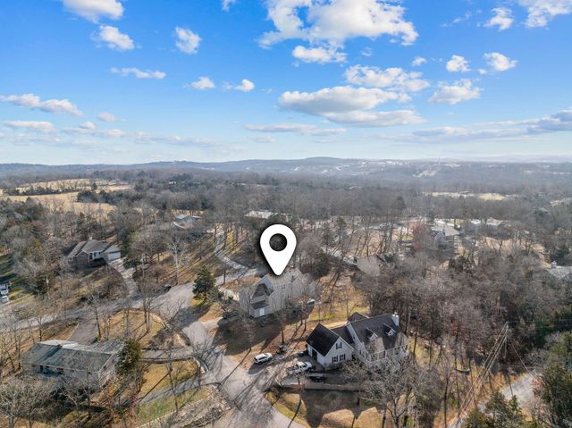 371 Cougar Trail E, Branson, MO 65616
