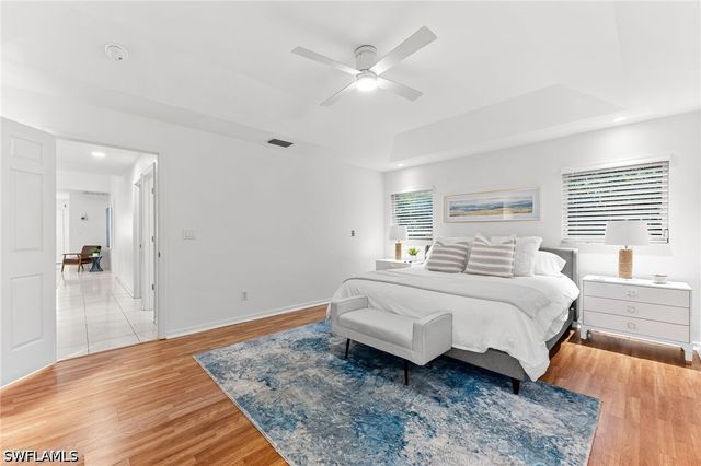 690 100th AVE N, Naples, FL 34108