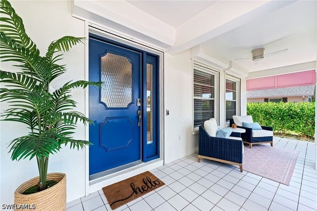 690 100th AVE N, Naples, FL 34108
