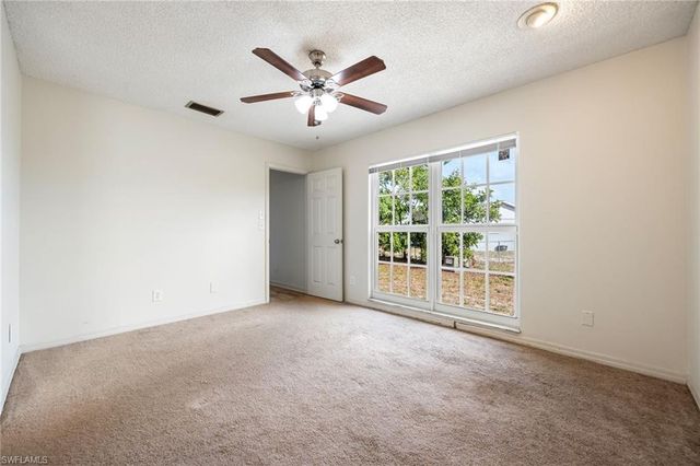 935 Hearty ST, North Fort Myers, FL 33903