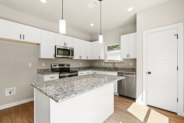 620 Alameda Road, Azle, TX 76020