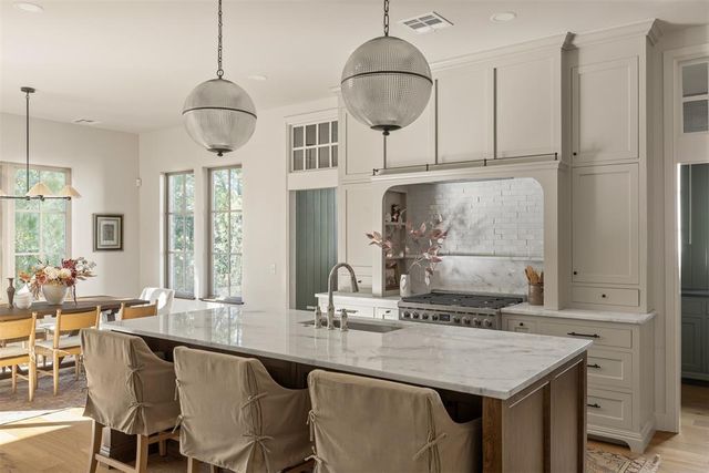 7524 Walk in the Park Drive, Edmond, OK 73034