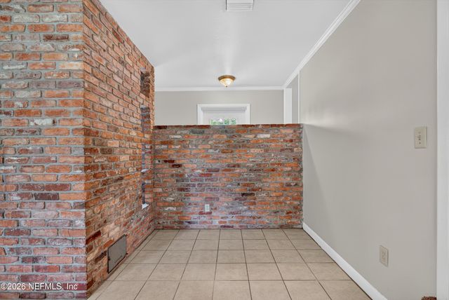 2618 ARLEX Drive E, Jacksonville, FL 32211